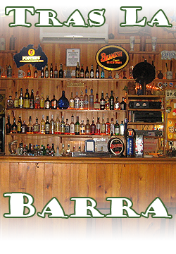 Pub Los Arcos: Tras La Barra